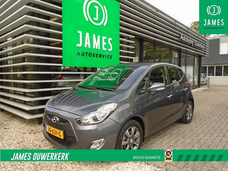 Grijs Gebruikt 2016 Hyundai ix20 GO! Hatchback | € 14.245 (Eerlijke prijs) - Afbeelding 1/4
