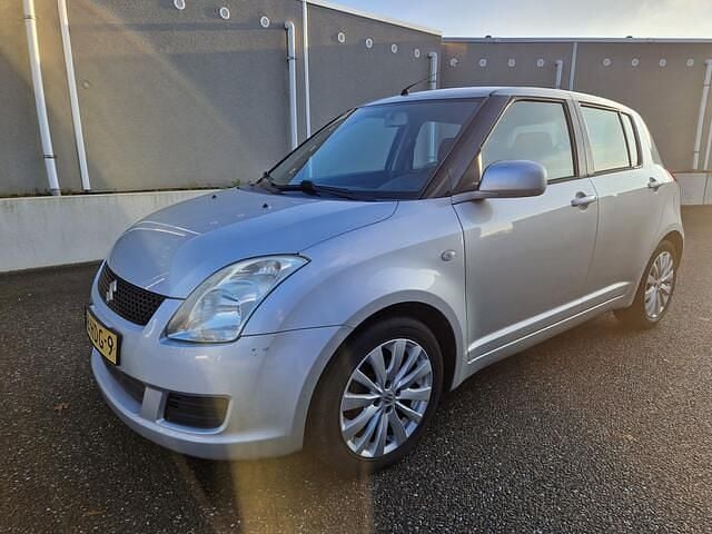 Grijs Gebruikt 2008 Suzuki Swift Comfort Hatchback | € 2.950 (Eerlijke prijs) - Afbeelding 1/4
