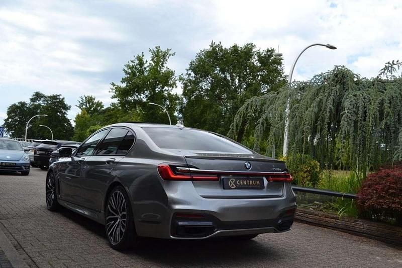 Occasion BMW 745 M Sport 394 PK (289 kW) 2020 Zwart, metallic lak Sedan