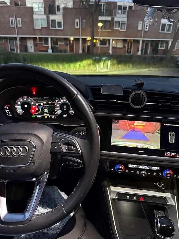 Grijs Gebruikt 2019 Audi Q3 SUV | € 29.000 (Super prijs) - Afbeelding 1/4