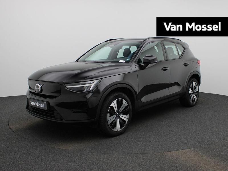 Zwart Occasion 2022 Volvo XC40 Core SUV | € 26.400 (Super prijs) - Afbeelding 1/4