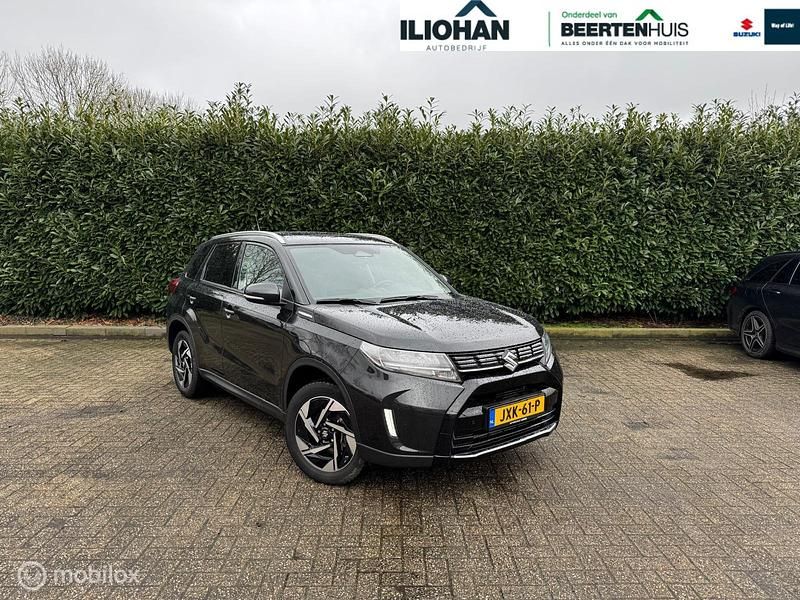 Occasion Suzuki Vitara Style 129 PK (94 kW) 2025 Zwart (metallic) SUV