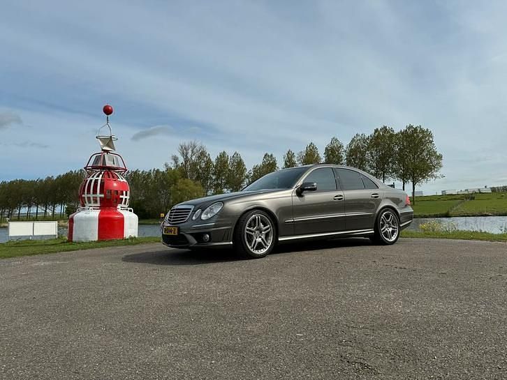 Gebruikt 2006 Mercedes E500 | € 11.250 - Afbeelding 1/1