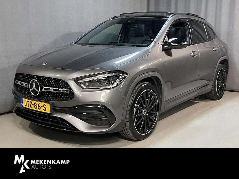 Grijs Occasion 2021 Mercedes GLA250 AMG line SUV | € 34.950 (Eerlijke prijs) - Afbeelding 1/4