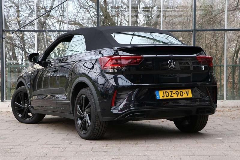 Occasion VW T-Roc Cabriolet R-line 150 PK (110 kW) 2024 Zwart Cabriolet