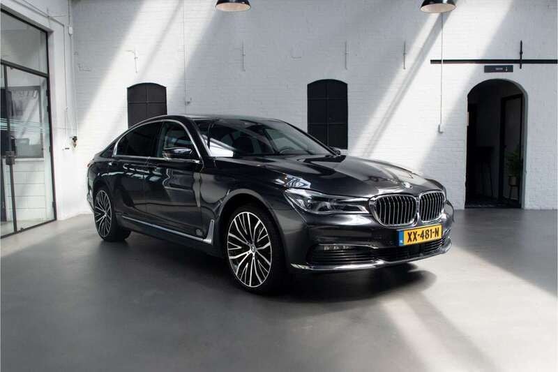 Grijs Gebruikt 2018 BMW 740 Executive Sedan | € 35.750 (Iets duurder) - Afbeelding 1/4
