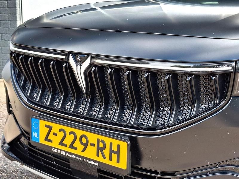 Occasion Voyah Free 490 PK (360 kW) 2024 Zwart SUV