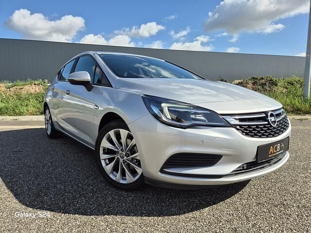 Grijs Gebruikt 2016 Opel Astra Edition Hatchback | € 7.900 (Eerlijke prijs) - Afbeelding 1/4