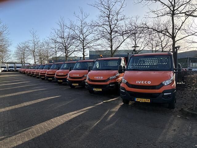 Oranje Gebruikt 2019 Iveco Daily Pickup | € 16.950 - Afbeelding 1/4