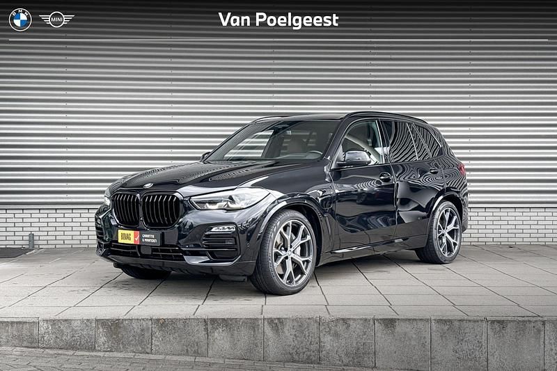 Zwart, metallic lak Gebruikt 2020 BMW X5 Comfort Edition SUV | € 46.900 (Eerlijke prijs) - Afbeelding 1/4