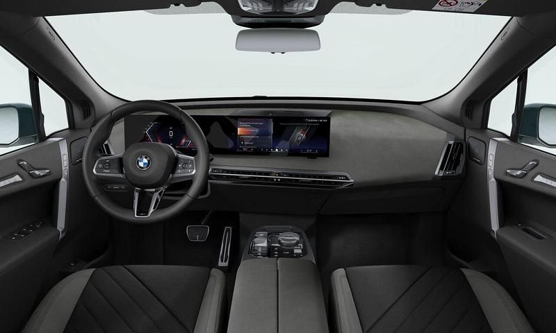 Nieuw BMW iX M Sport 300 kW (408 PK) 2025 Blauw SUV