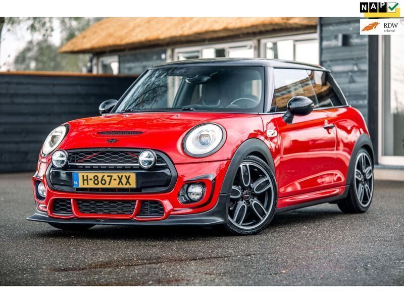 Rood Gebruikt 2015 Mini Cooper S Business Hatchback | € 15.499 - Afbeelding 1/4