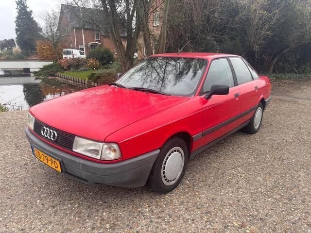 Rood Gebruikt 1991 Audi 80 Sedan | € 2.950 - Afbeelding 1/4