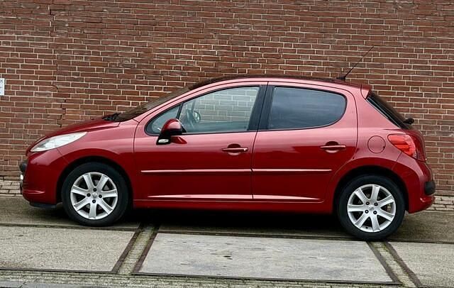 Occasion Peugeot 207 109 PK (80 kW) 2006 Rood (metallic) Hatchback