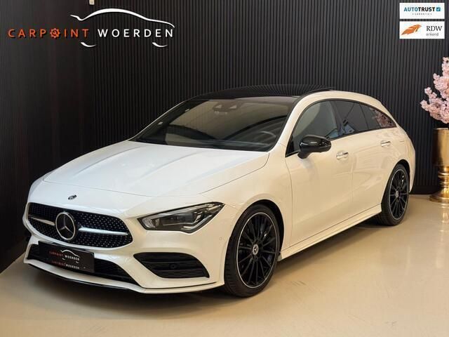Wit Gebruikt 2019 Mercedes CLA250 Shooting Brake AMG Stationwagen | € 29.990 (Duur) - Afbeelding 1/4