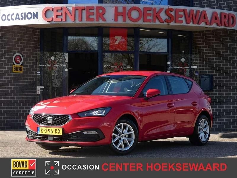 Rood Gebruikt 2021 Seat Leon Business Hatchback | € 11.940 (Super prijs) - Afbeelding 1/4