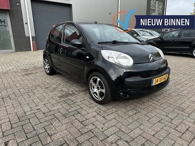 Zwart Occasion 2006 Citroën C1 Hatchback | € 1.999 (Eerlijke prijs) - Afbeelding 1/4