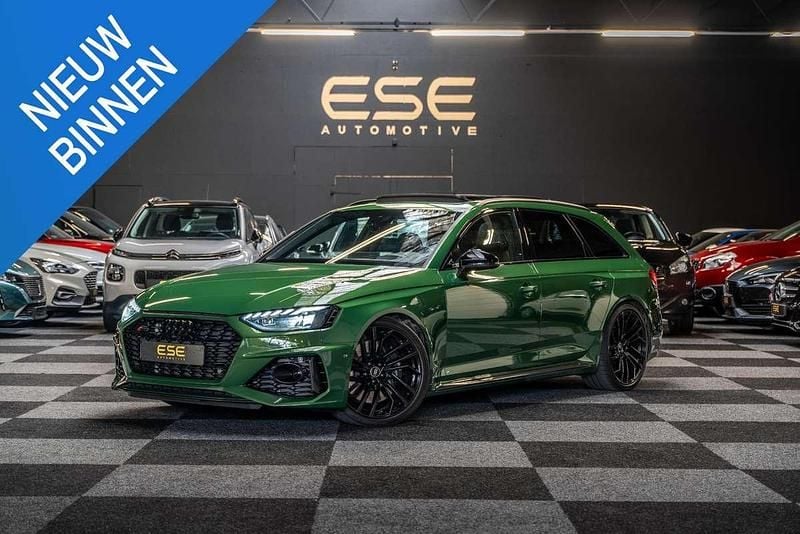 Groen Gebruikt 2022 Audi RS4 Comfort Stationwagen | € 84.945 (Eerlijke prijs) - Afbeelding 1/4