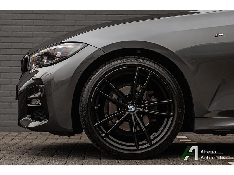 Occasion BMW 318 Executive 157 PK (115 kW) 2022 Grijs (metallic) Sedan