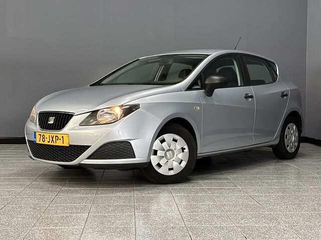 Grijs Gebruikt 2010 Seat Ibiza Hatchback | € 4.750 (Eerlijke prijs) - Afbeelding 1/4