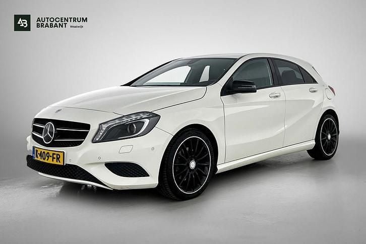 Wit Gebruikt 2012 Mercedes A200 Prestige Hatchback | € 12.495 (Eerlijke prijs) - Afbeelding 1/3