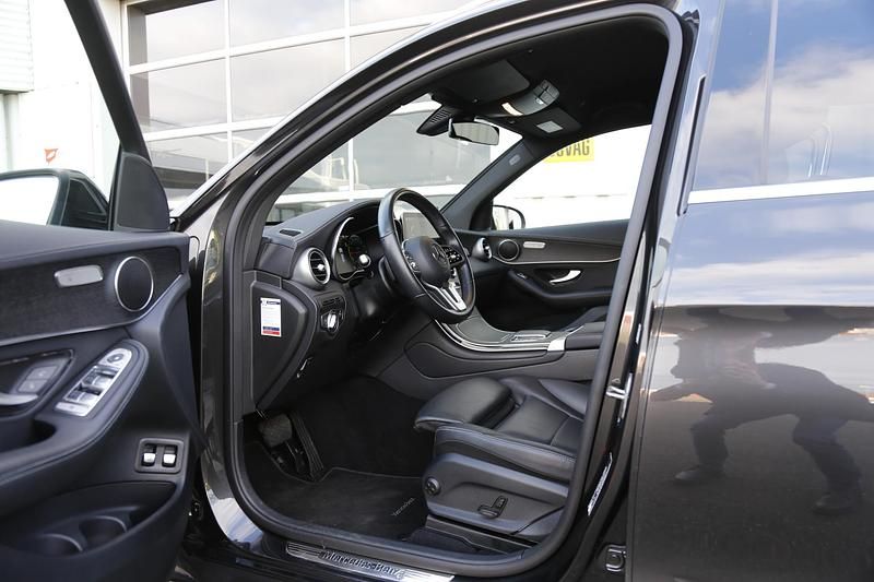 Occasion Mercedes GLC300e Luxury 320 PK (235 kW) 2022 Grijs SUV