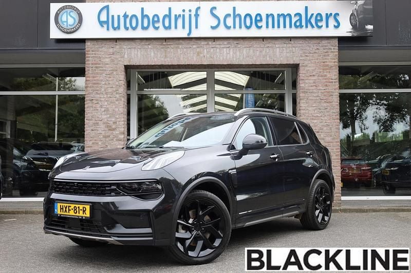 Zwart Gebruikt 2023 Lynk & Co 01 SUV | € 28.690 (Eerlijke prijs) - Afbeelding 1/4