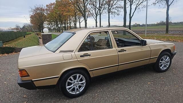 Occasion Mercedes 190 72 PK (52 kW) 1984 Beige Sedan