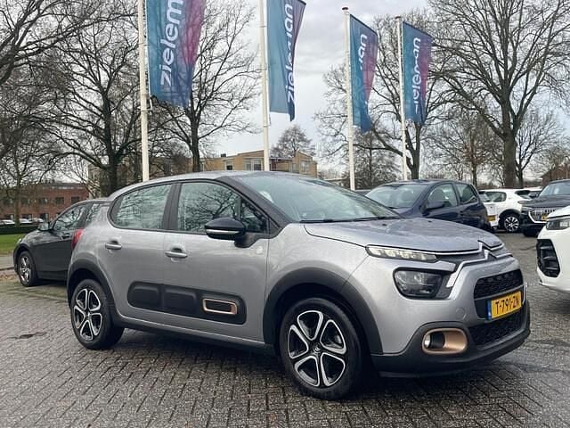 Grijs Gebruikt 2023 Citroën C3 PureTech Hatchback | € 11.845 (Goede deal) - Afbeelding 1/3