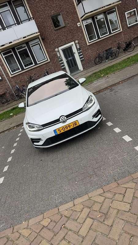 Wit Gebruikt 2017 VW Golf VII R Stationwagen | € 11.000 (Goede deal) - Afbeelding 1/4