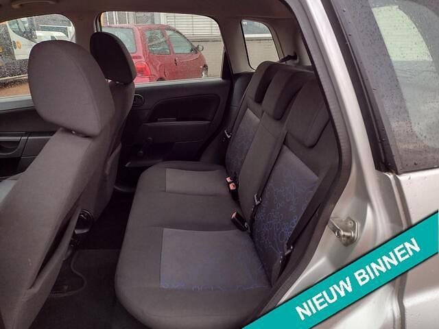Occasion Ford Fiesta Ambiente 68 PK (50 kW) 2006 Grijs Hatchback