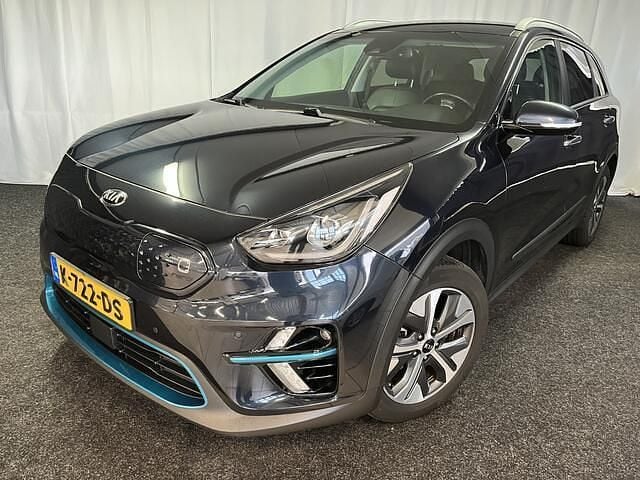 Blauw Occasion 2020 Kia e-Niro SUV | € 13.845 (Super prijs) - Afbeelding 1/4