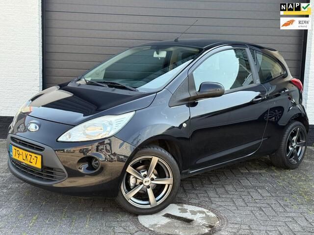 Zwart Gebruikt 2010 Ford Ka Cool & Sound Edition Hatchback | € 2.350 (Eerlijke prijs) - Afbeelding 1/4