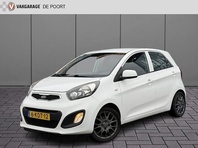 Wit Occasion 2013 Kia Picanto Comfort Hatchback | € 4.750 (Eerlijke prijs) - Afbeelding 1/4