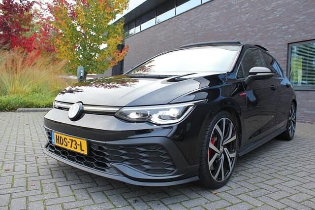 Zwart Gebruikt 2022 VW Golf VIII GTI Hatchback | € 41.999 (Iets duurder) - Afbeelding 1/4