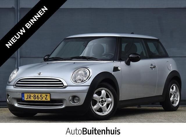 Grijs Gebruikt 2008 Mini ONE Hatchback | € 2.895 (Eerlijke prijs) - Afbeelding 1/4