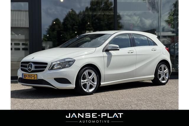 Wit Gebruikt 2013 Mercedes A180 Prestige Hatchback | € 9.950 (Eerlijke prijs) - Afbeelding 1/4