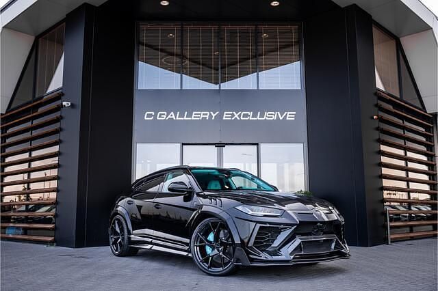 Zwart Gebruikt 2021 Lamborghini Urus SUV | € 349.995 - Afbeelding 1/4