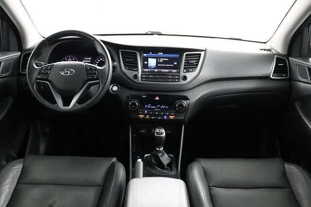 Occasion Hyundai Tucson Premium 177 PK (130 kW) 2016 Zwart (metallic) SUV