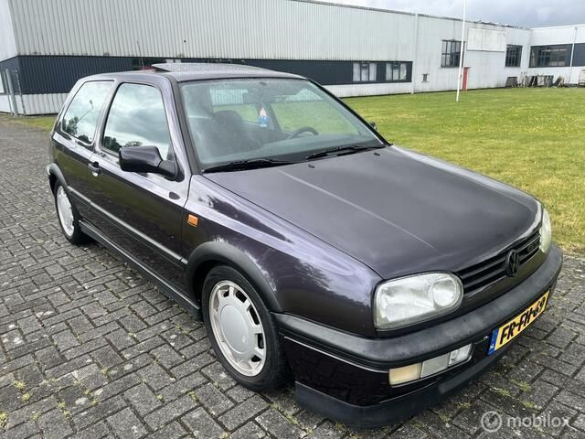 Paars Gebruikt 1992 VW Golf III GTI Hatchback | € 5.999 - Afbeelding 1/4