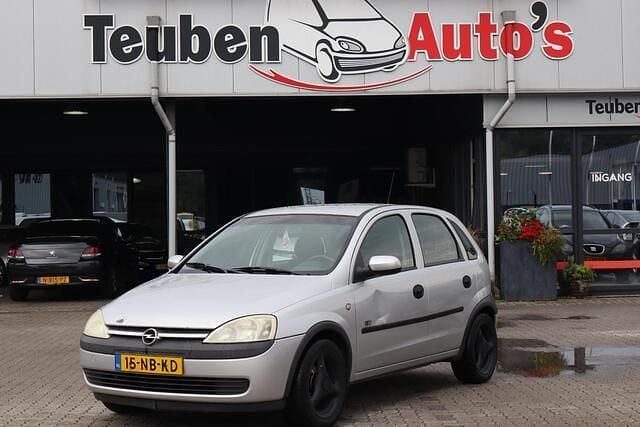 Grijs Gebruikt 2003 Opel Corsa Njoy Hatchback | € 995 (Eerlijke prijs) - Afbeelding 1/4