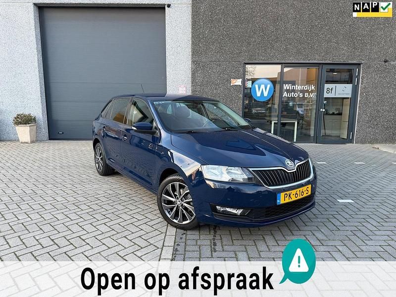 Blauw Occasion 2017 Skoda Rapid Drive Hatchback | € 8.940 (Eerlijke prijs) - Afbeelding 1/4