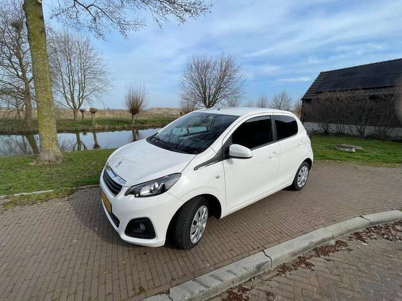 Wit Gebruikt 2016 Peugeot 108 Active Hatchback | € 6.900 (Eerlijke prijs) - Afbeelding 1/4