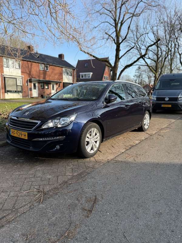 Blauw Gebruikt 2015 Peugeot 308 Stationwagen | € 5.000 (Eerlijke prijs) - Afbeelding 1/4