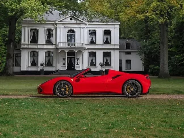 Rood Gebruikt 2018 Ferrari 488 Cabriolet | € 257.500 (Super prijs) - Afbeelding 1/4