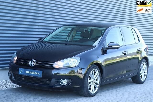 Zwart Gebruikt 2009 VW Golf VI Highline Hatchback | € 6.950 (Eerlijke prijs) - Afbeelding 1/4