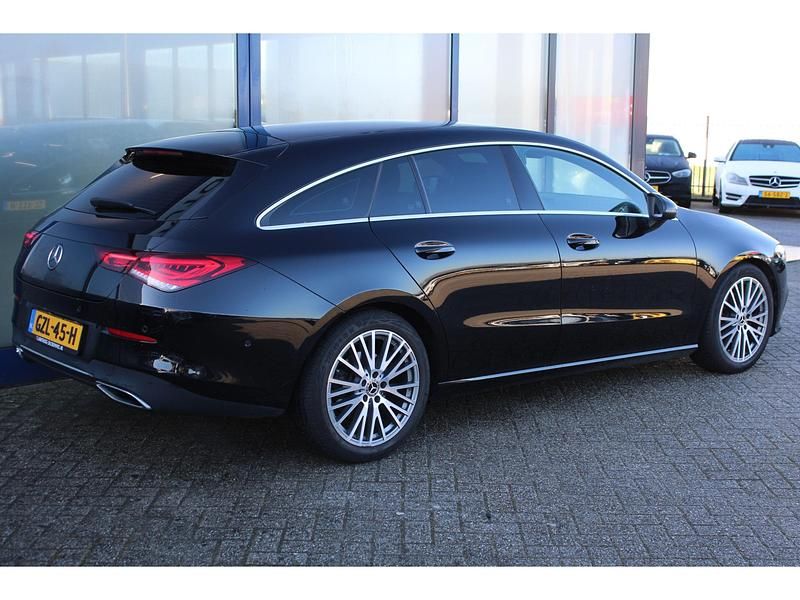 Occasion Mercedes CLA180 Business 136 PK (100 kW) 2022 Zwart Sedan