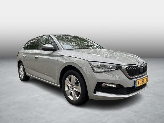 Occasion Skoda Scala Ambition 110 PK (80 kW) 2024 Grijs Hatchback