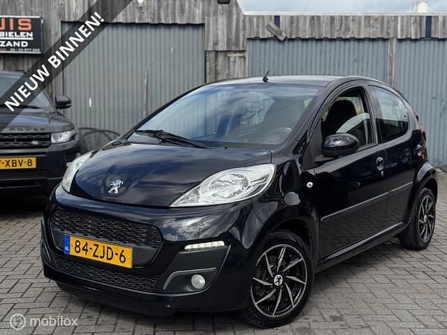 Occasion Peugeot 107 Envy 68 PK (50 kW) 2012 Zwart Hatchback