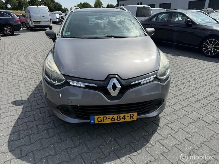 Occasion 2015 Renault Clio IV Expression Stationwagen | € 2.999 (Eerlijke prijs) - Afbeelding 1/4